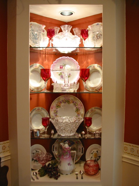 Grandma's Dining Table Setting Classic Style In Red