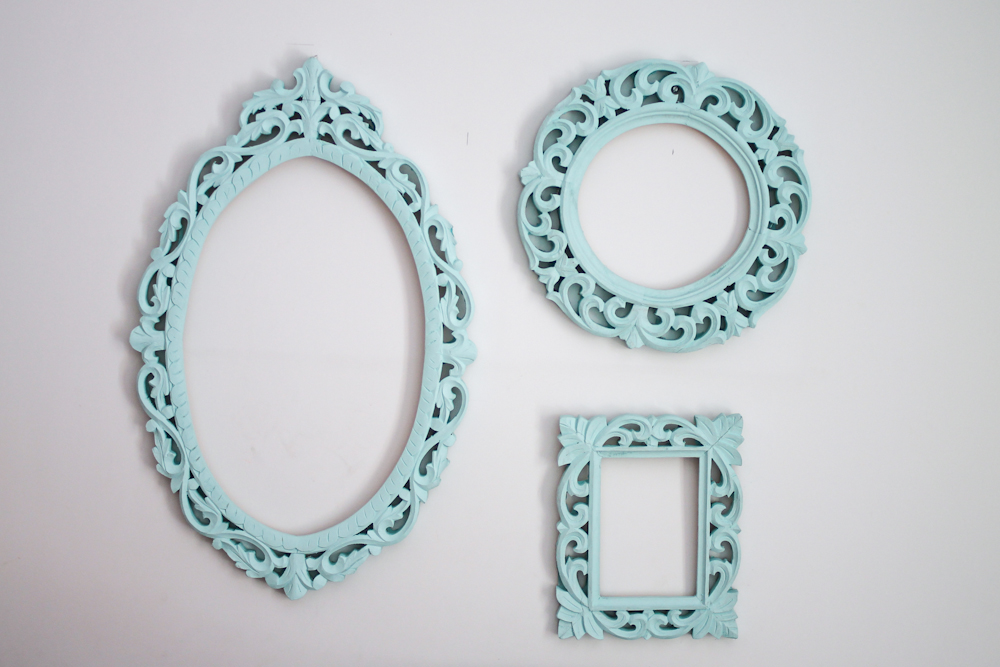 girls room with blue pompoms & frames-3