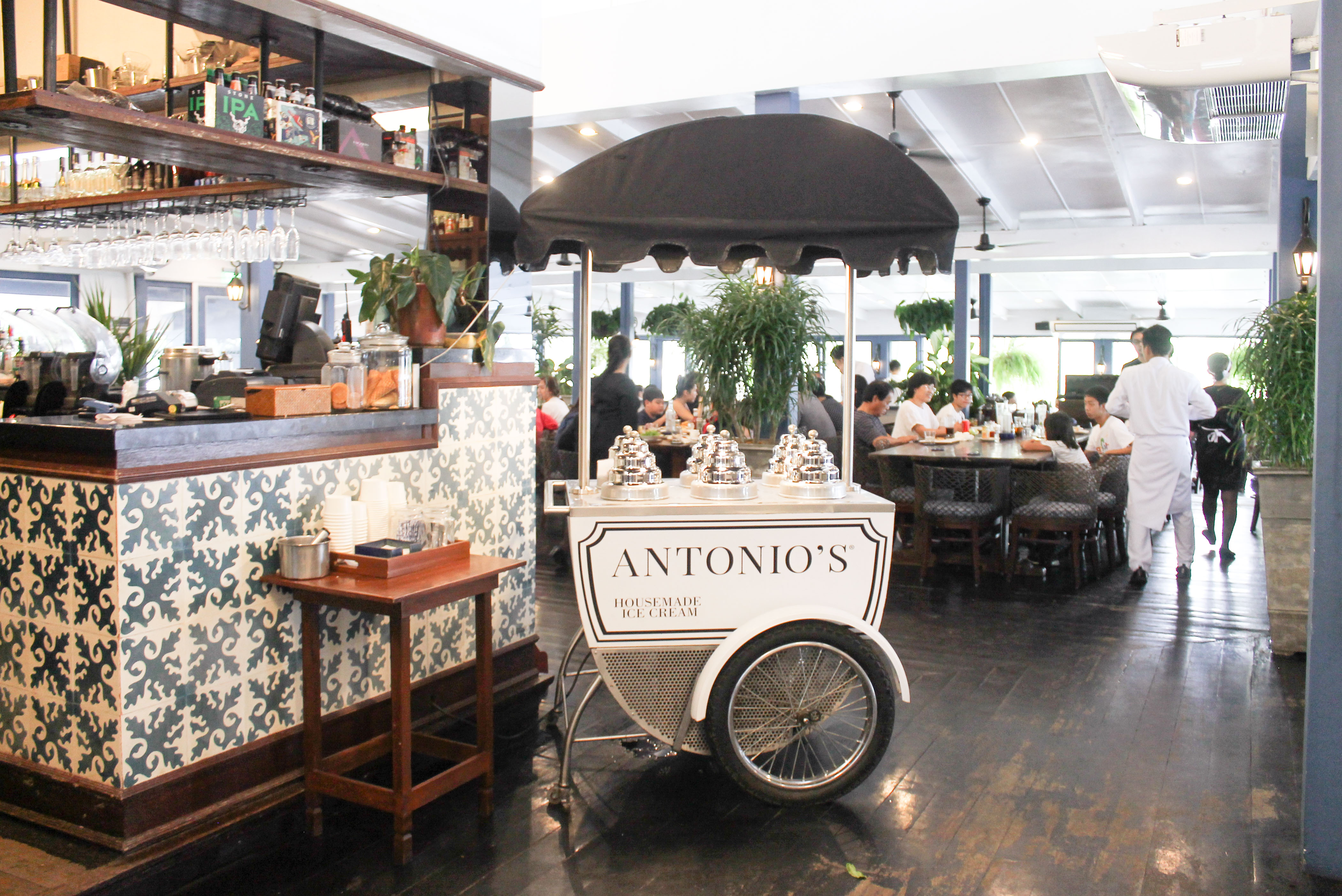 Breakfast At Antonio's Where The Best Breakfast Can Be Found | Chuzai